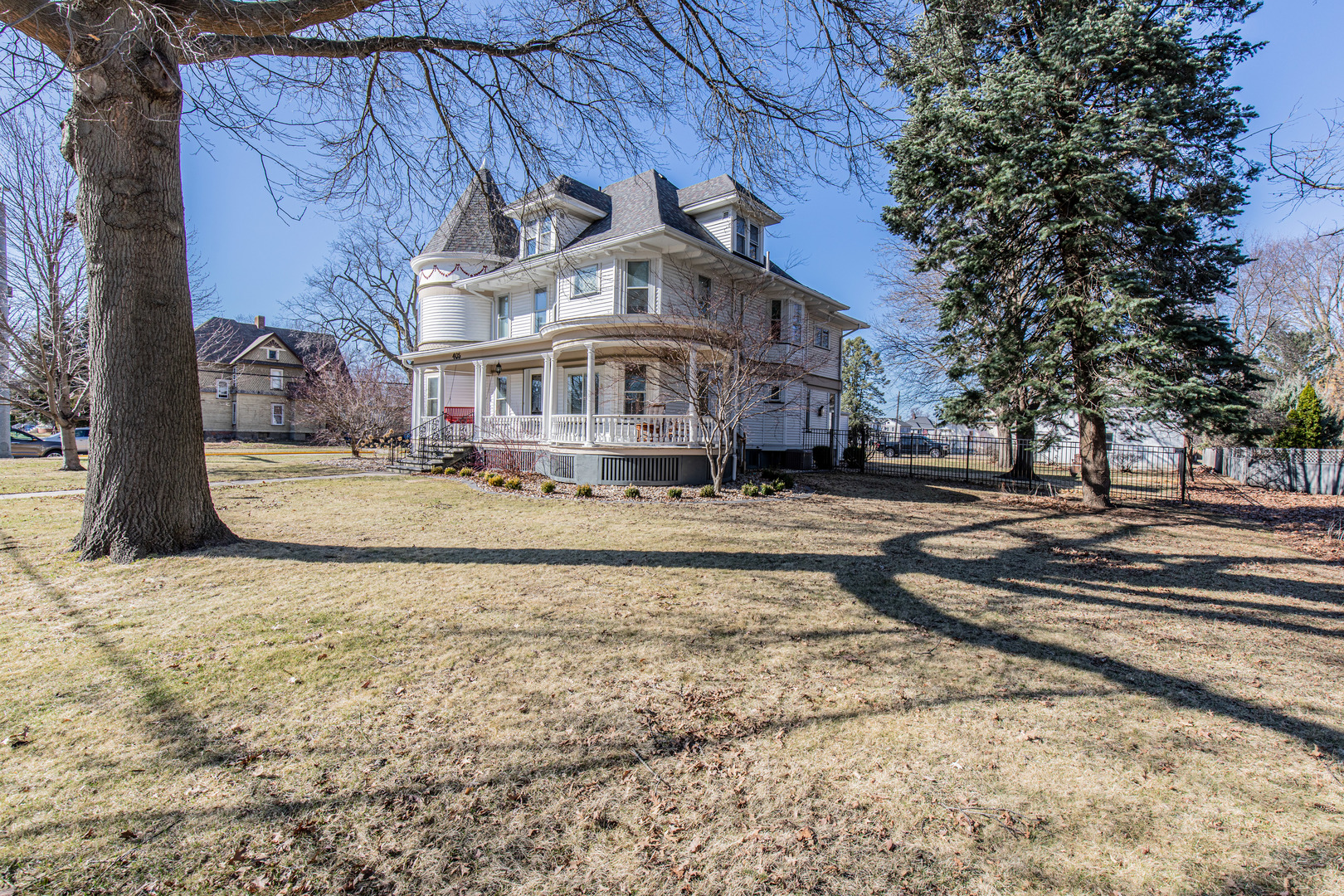 405 E Peru Street, Princeton, IL 61356