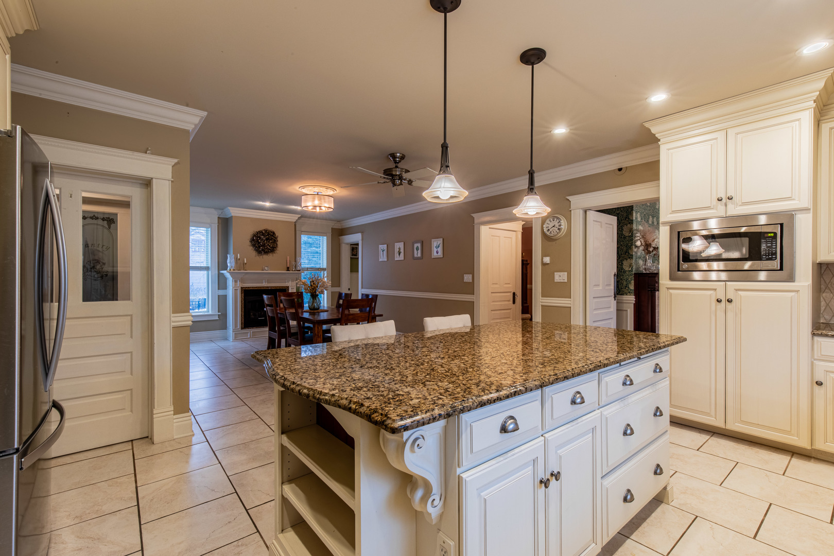 405 E Peru Street, Princeton, IL 61356