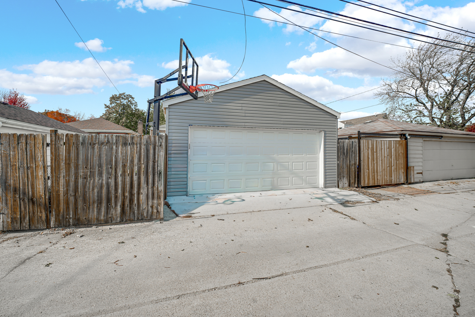 8627 S KOSTNER Avenue, Chicago, IL 60652