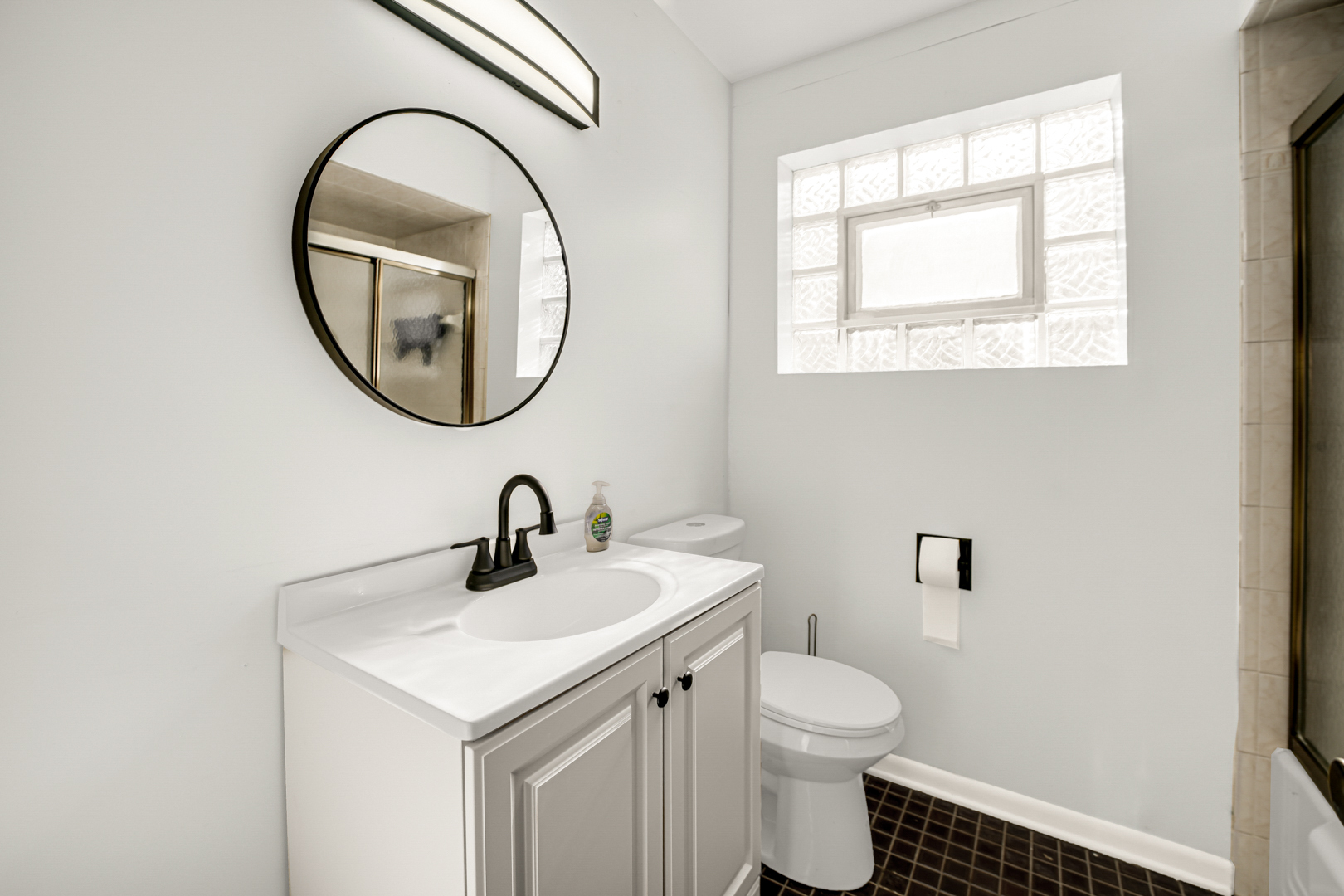 8627 S KOSTNER Avenue, Chicago, IL 60652