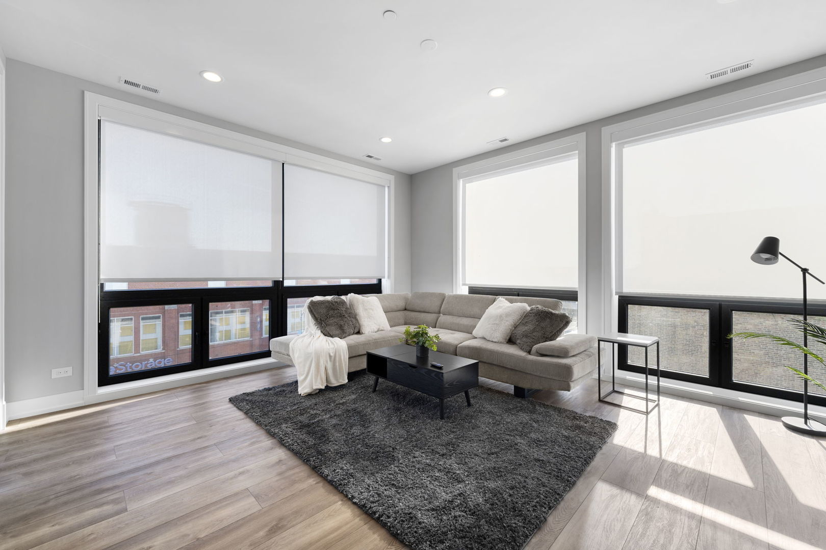 1606 S Ashland Avenue #401, Chicago, IL 60608