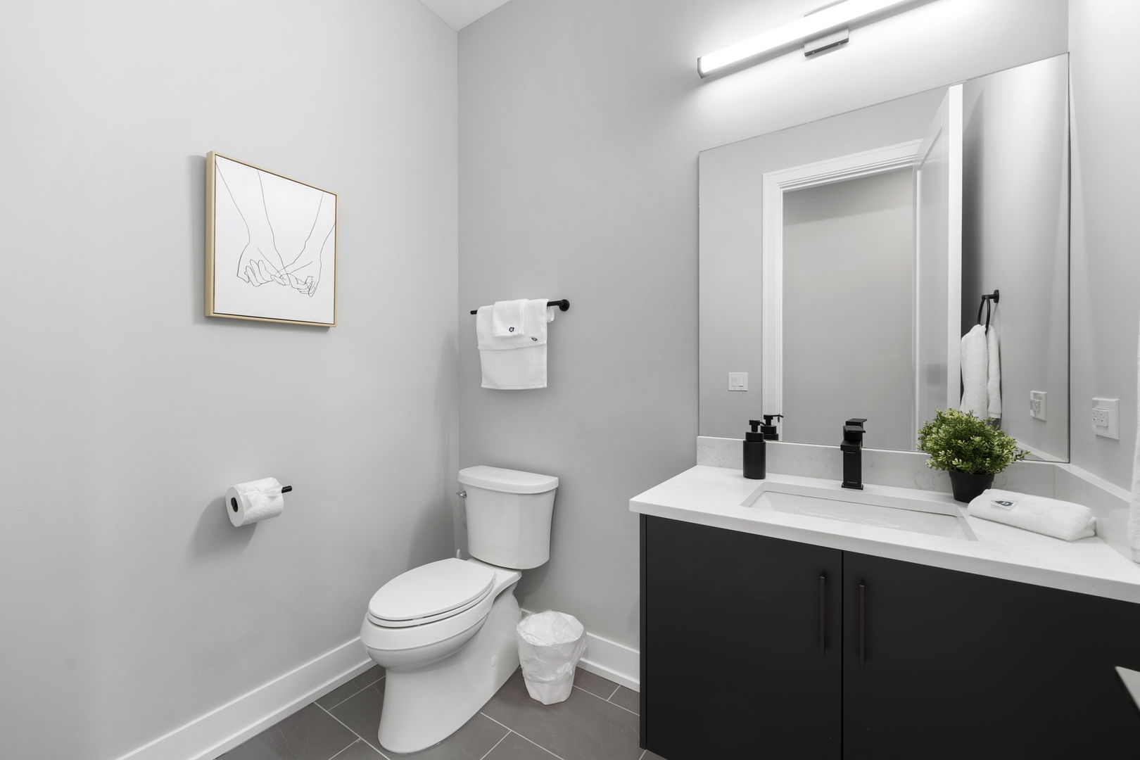 1606 S Ashland Avenue #401, Chicago, IL 60608