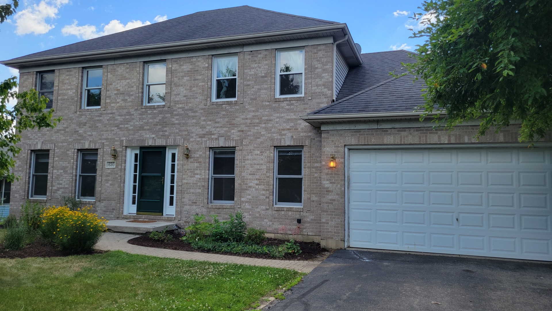 630 Maple Court, Elburn, IL 60119