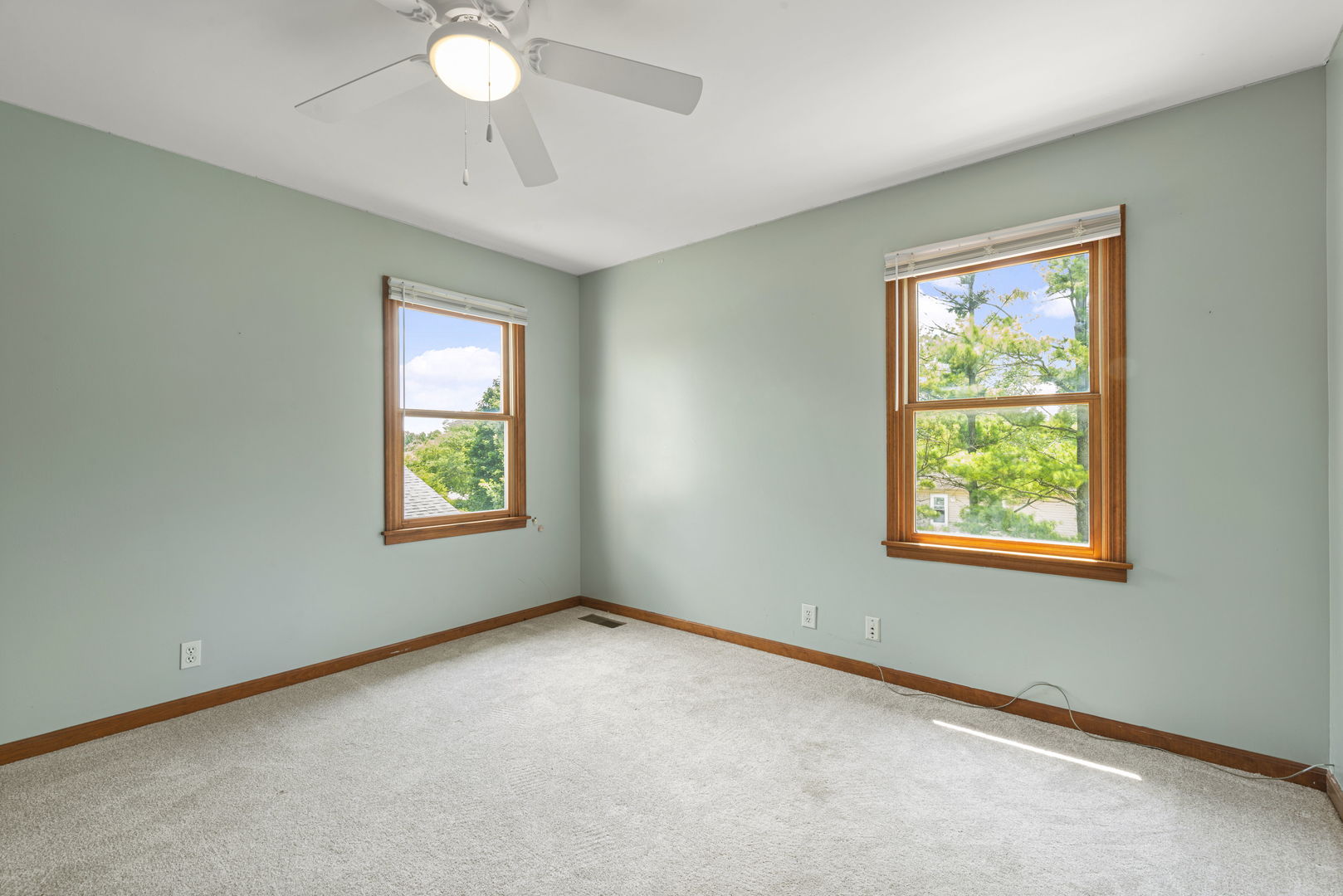 630 Maple Court, Elburn, IL 60119