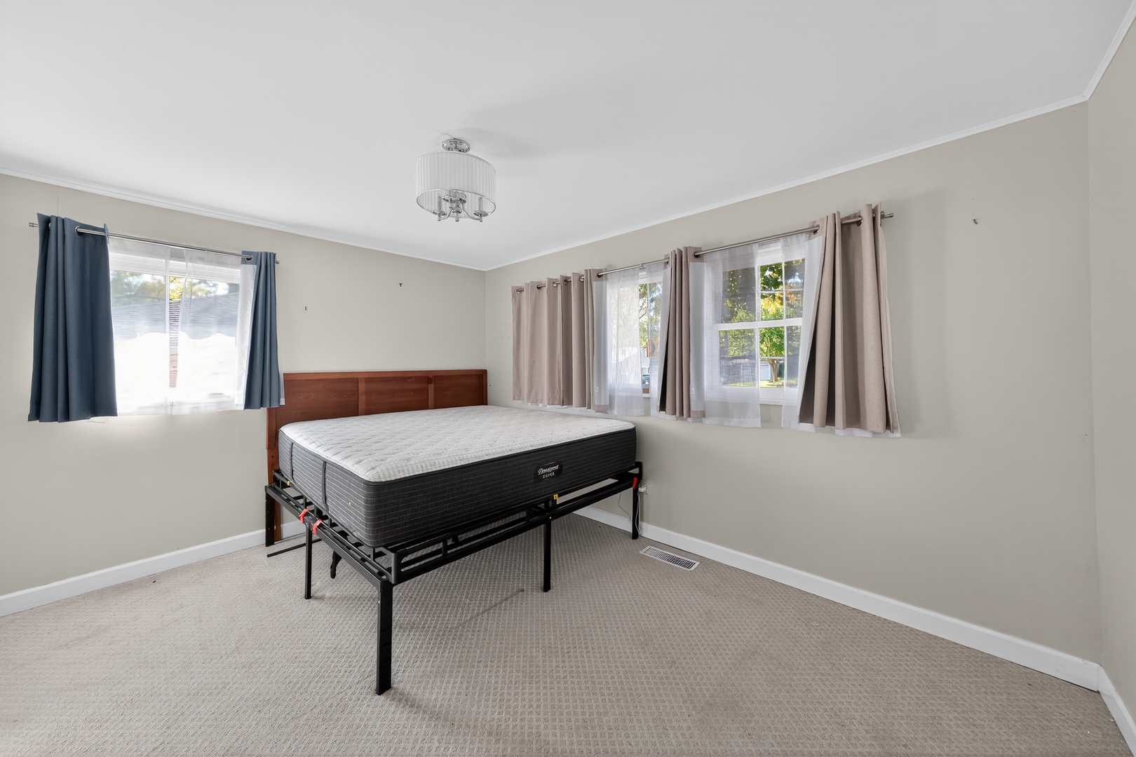 370 Miami Street, Park Forest, IL 60466