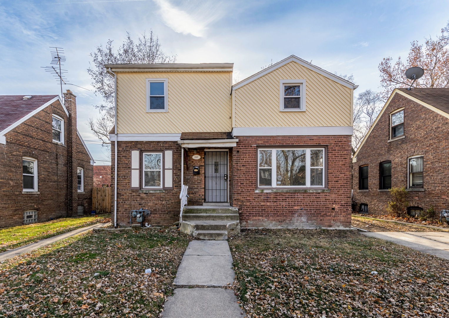 237 E 143rd Street #1, Dolton, IL 60419