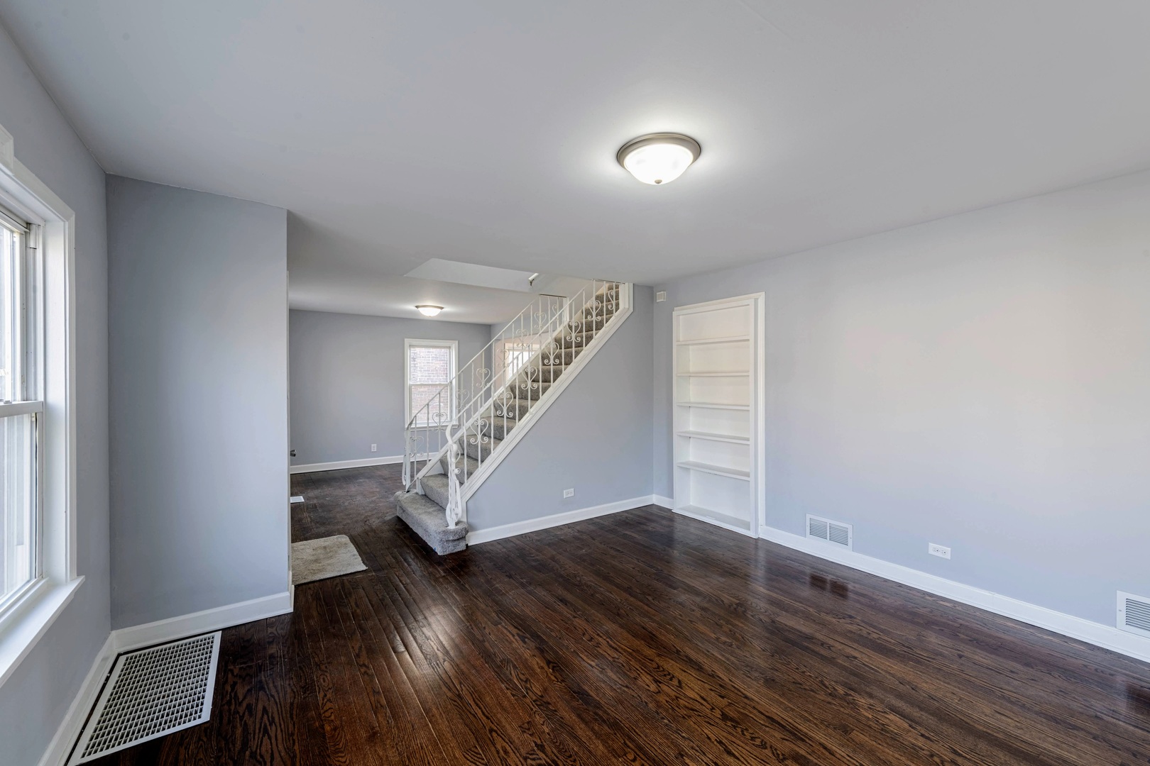 237 E 143rd Street #1, Dolton, IL 60419