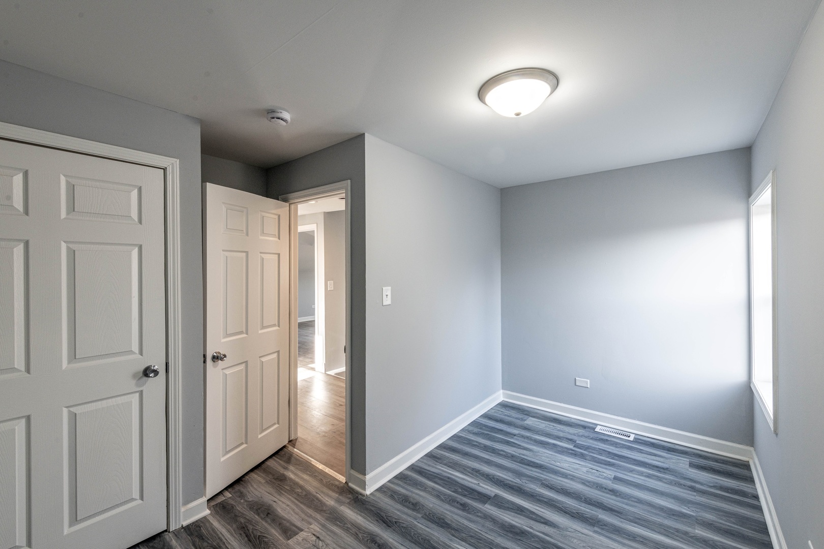 237 E 143rd Street #1, Dolton, IL 60419