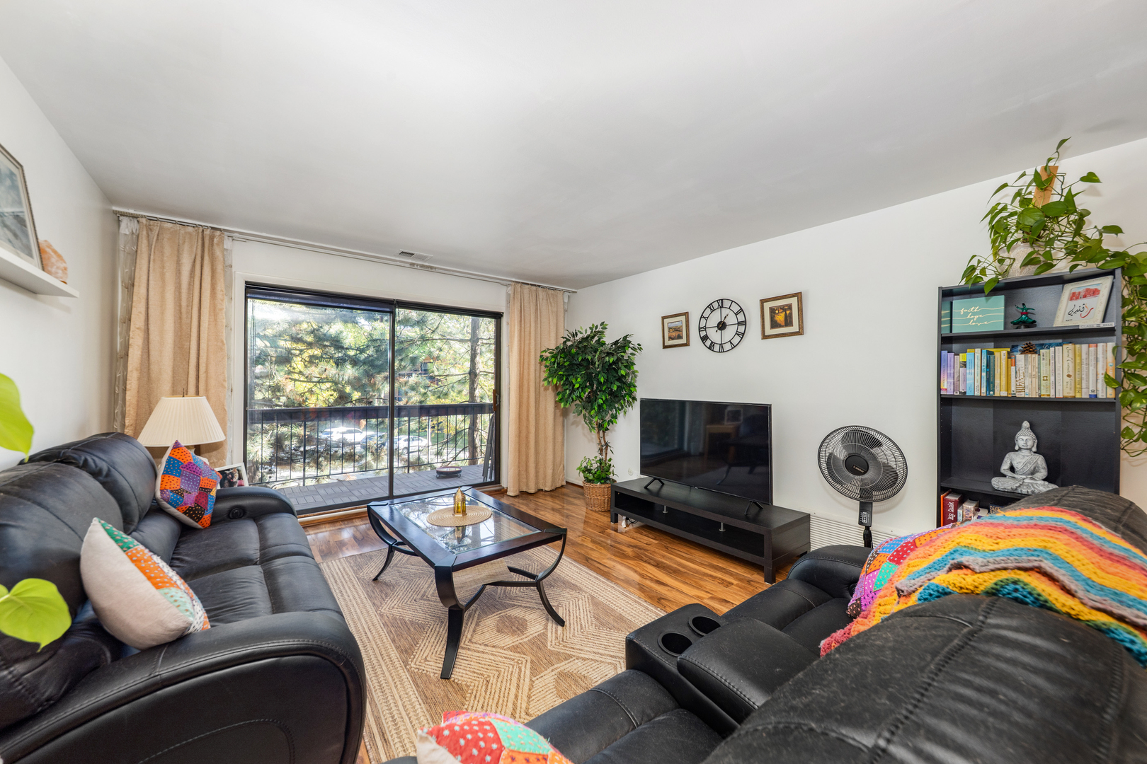 7525 Nantucket Drive #210, Darien, IL 60561