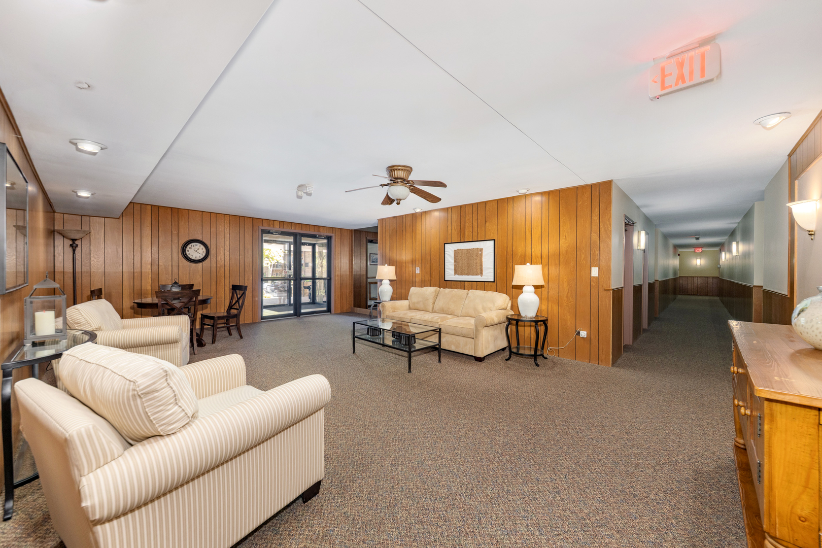 7525 Nantucket Drive #210, Darien, IL 60561