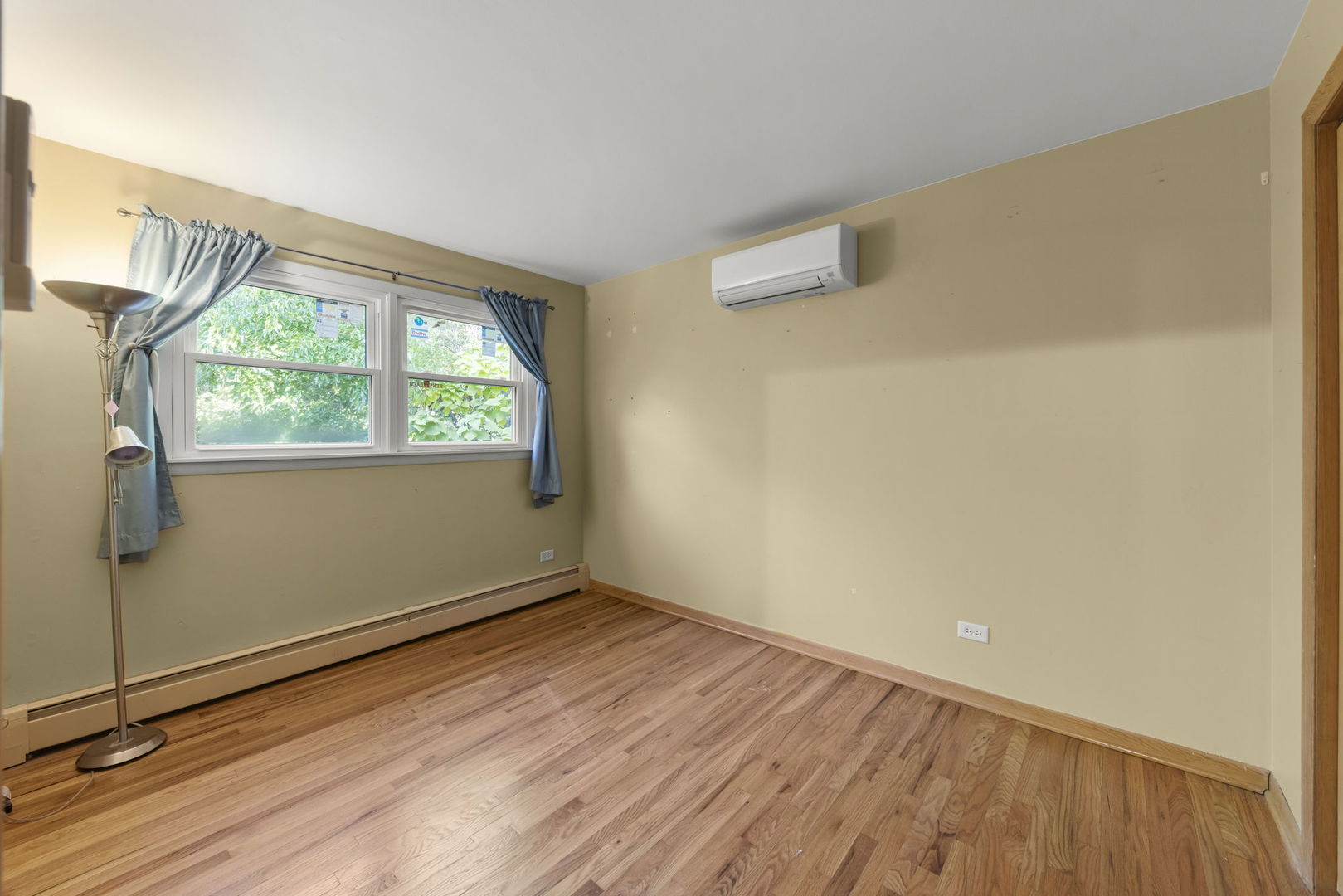 18000 Armitage Court, Homewood, IL 60430