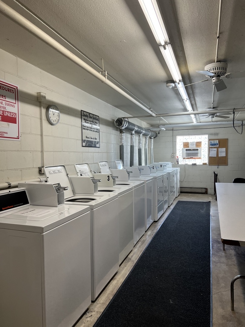 835 Pearson Street #209, Des Plaines, IL 60016