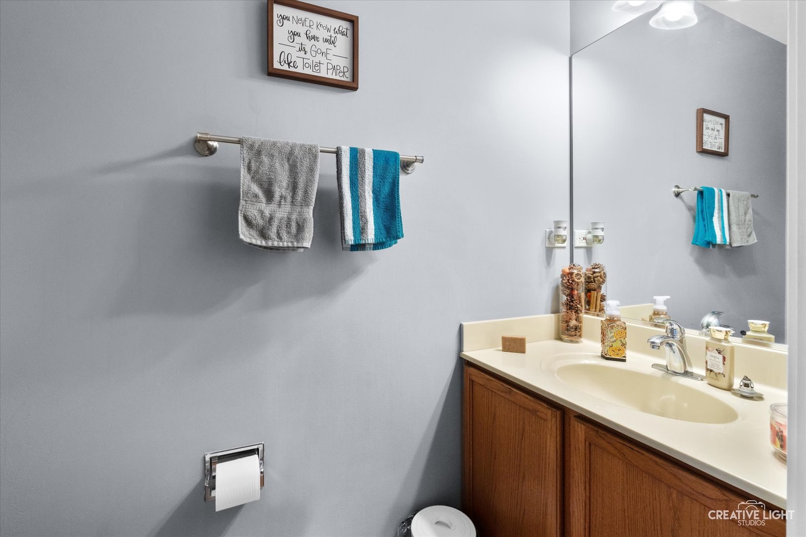 2465 Hillsboro Lane, Montgomery, IL 60538