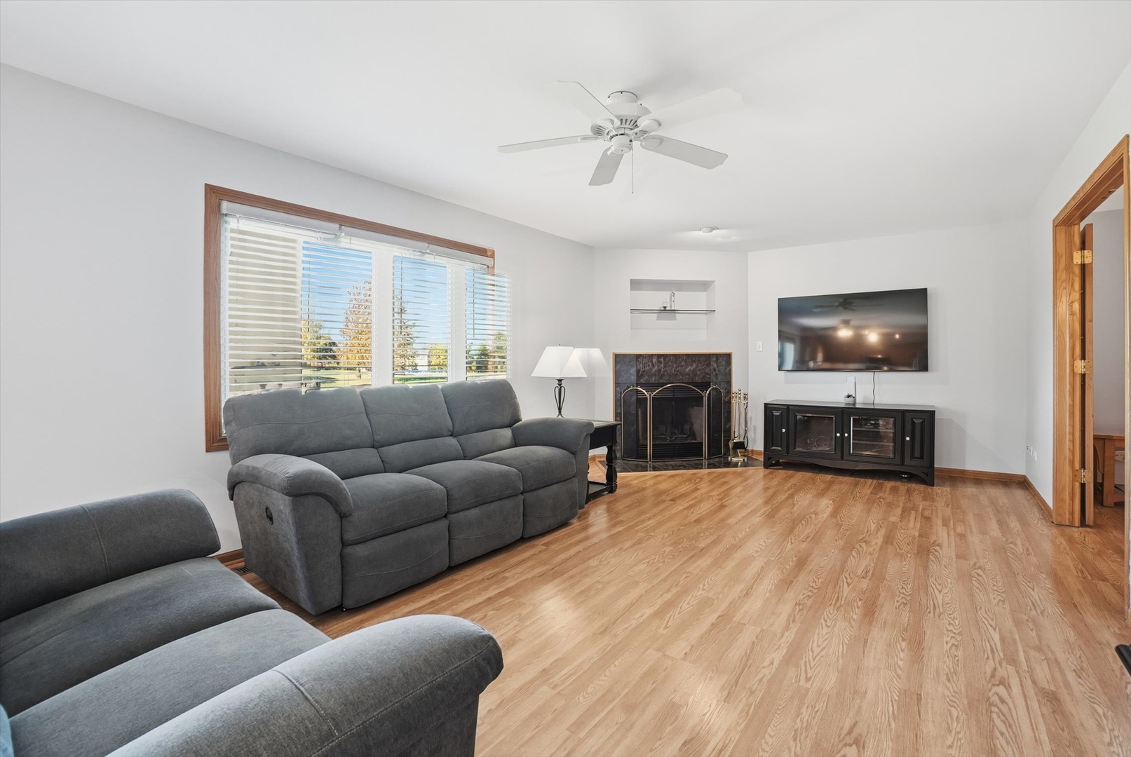 15124 Olympic Lane, Lockport, IL 60441