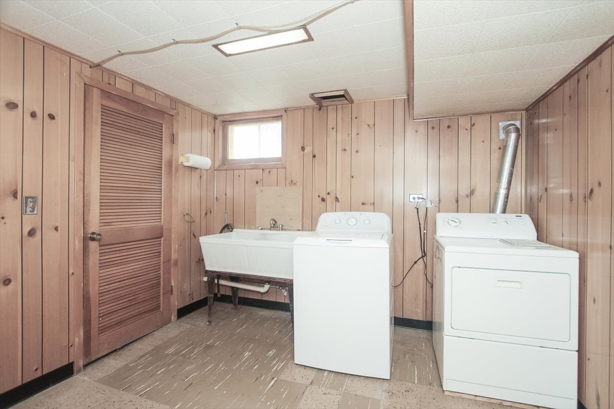 1420 Indian Hill Drive, Schaumburg, IL 60193