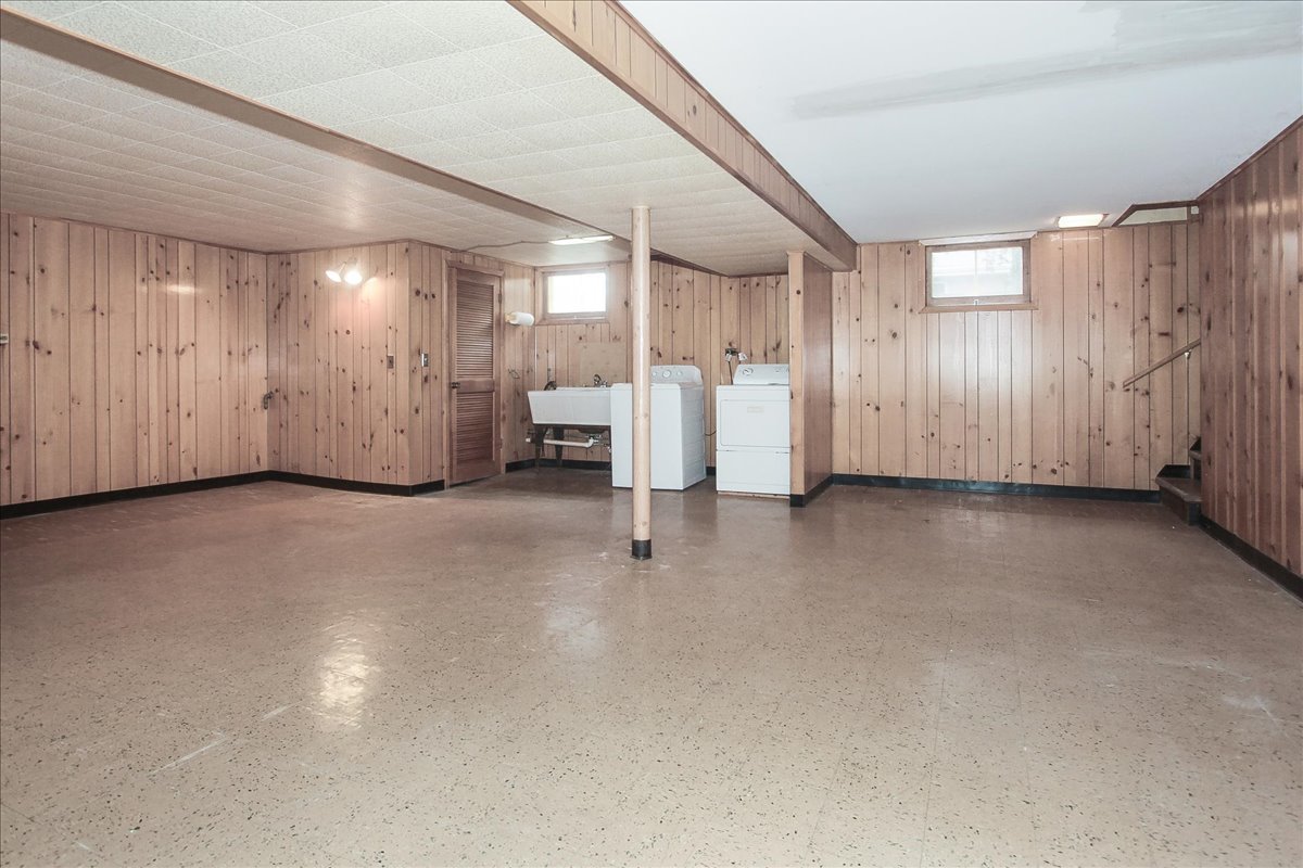 1420 Indian Hill Drive, Schaumburg, IL 60193