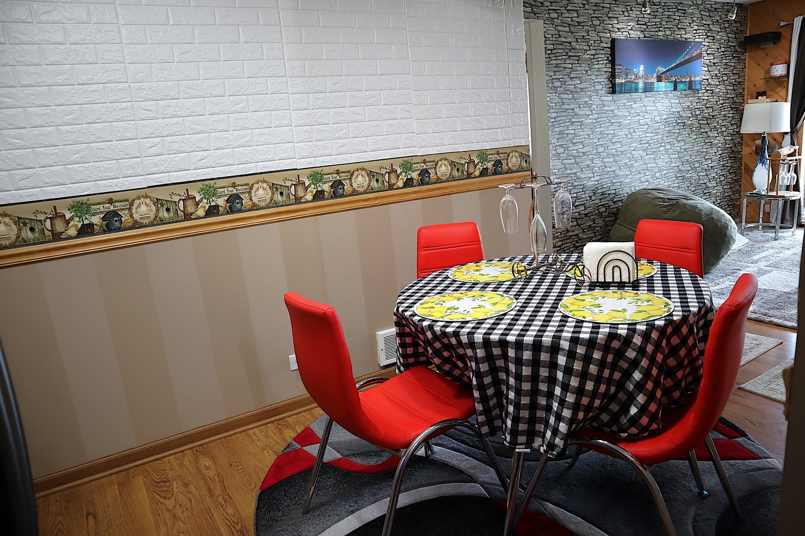 4829 W 109th Street #203, Oak Lawn, IL 60453