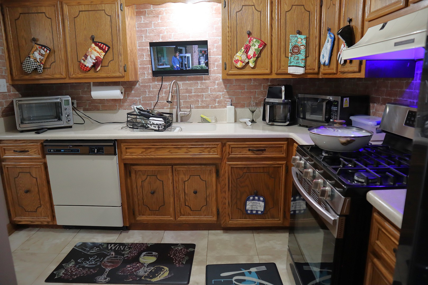 4829 W 109th Street #203, Oak Lawn, IL 60453