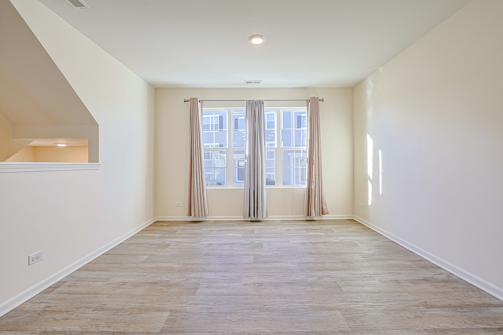 2368 Alison Avenue, Pingree Grove, IL 60140