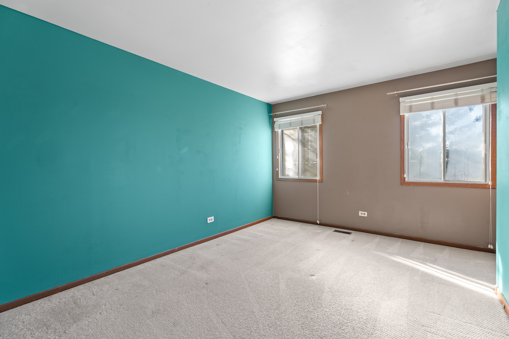 106 Filbert Drive, Streamwood, IL 60107