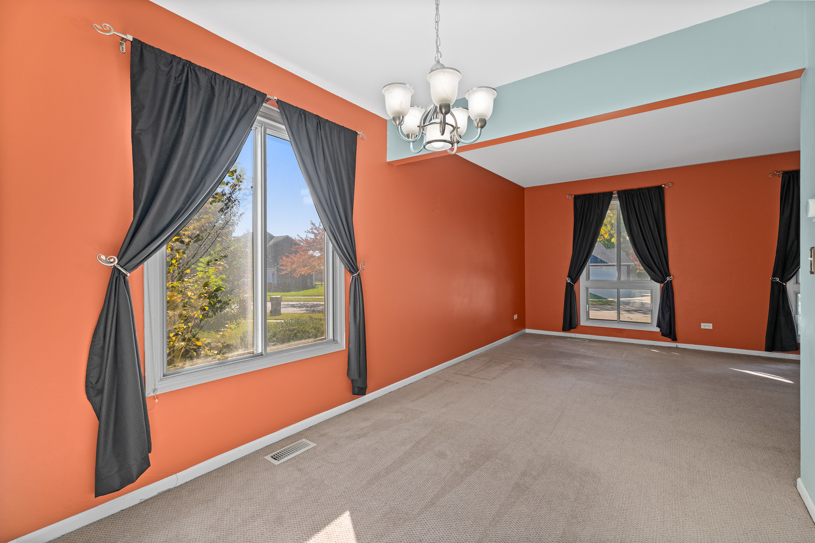 106 Filbert Drive, Streamwood, IL 60107