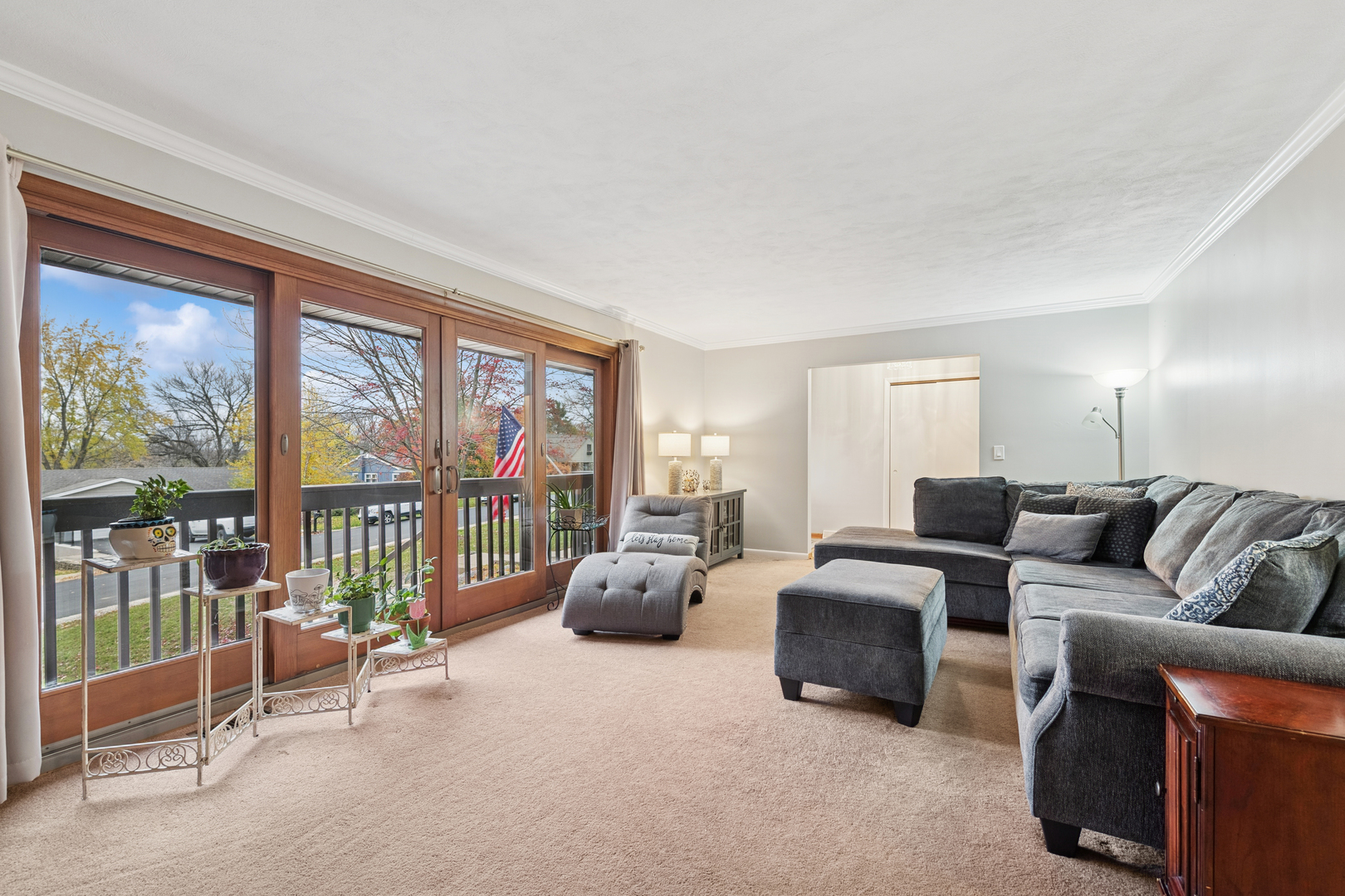 4 Summit Street, East Dundee, IL 60118