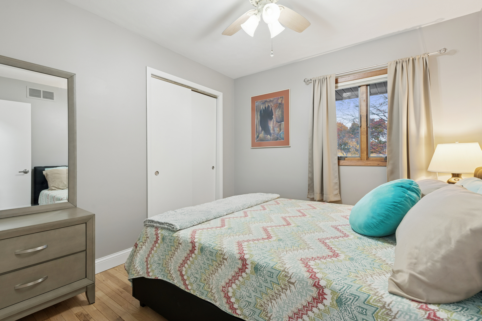 4 Summit Street, East Dundee, IL 60118