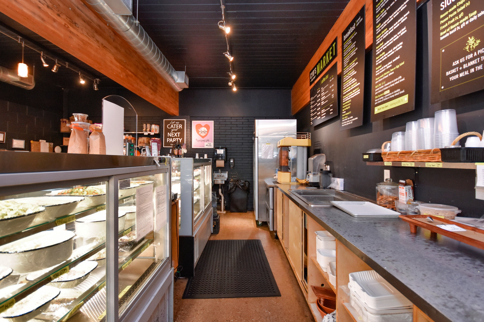 5805 N Knoxville Avenue, Peoria, IL 61614