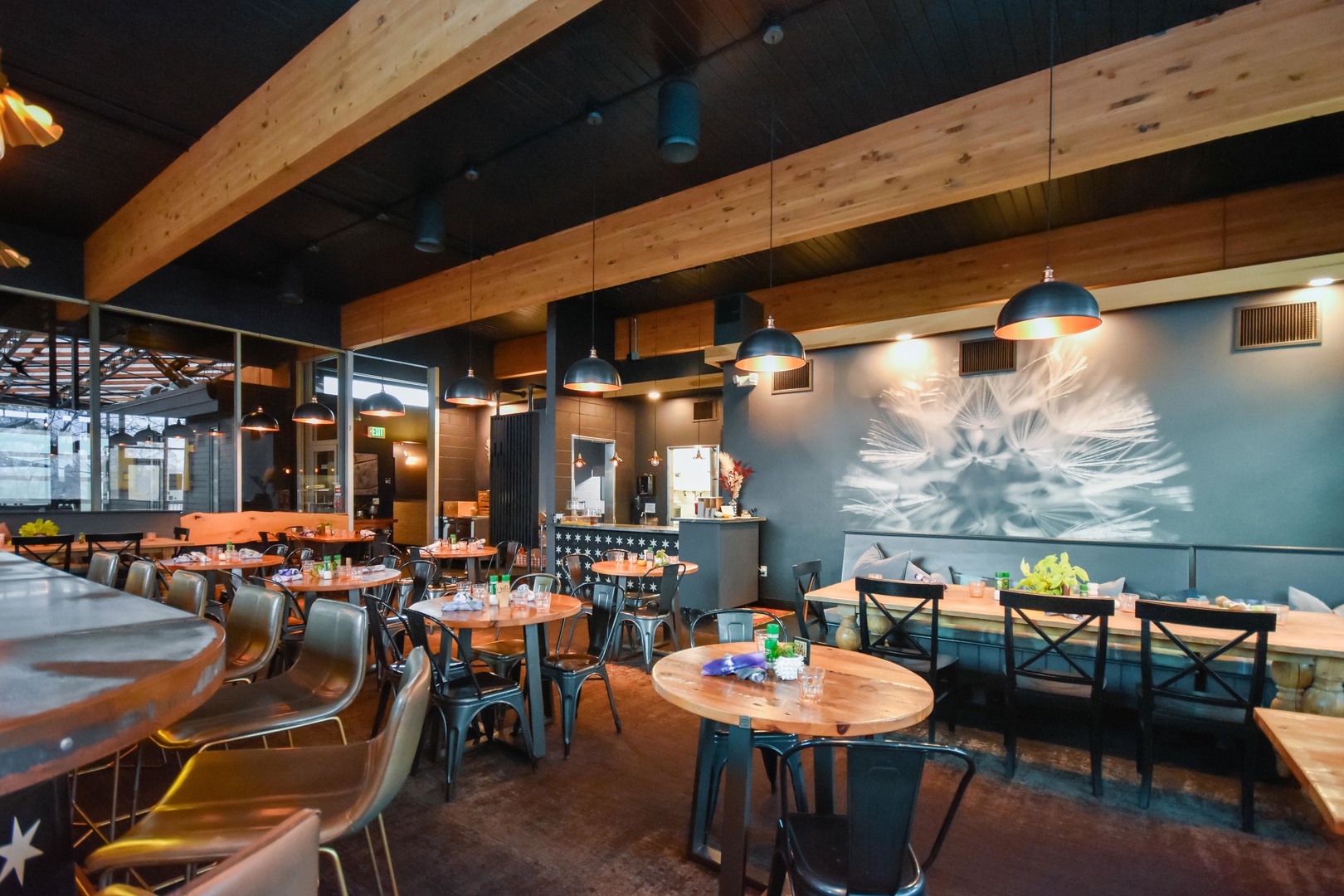 5805 N Knoxville Avenue, Peoria, IL 61614