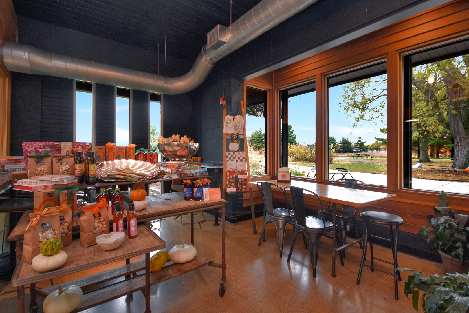 5805 N Knoxville Avenue, Peoria, IL 61614