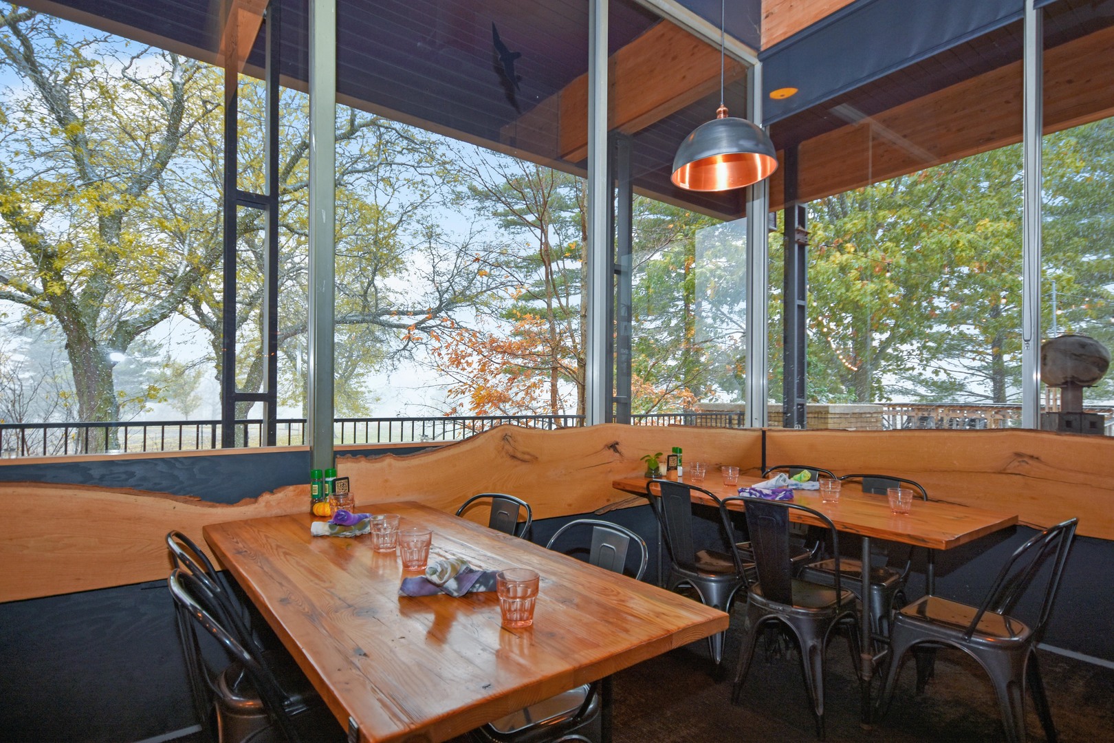 5805 N Knoxville Avenue, Peoria, IL 61614