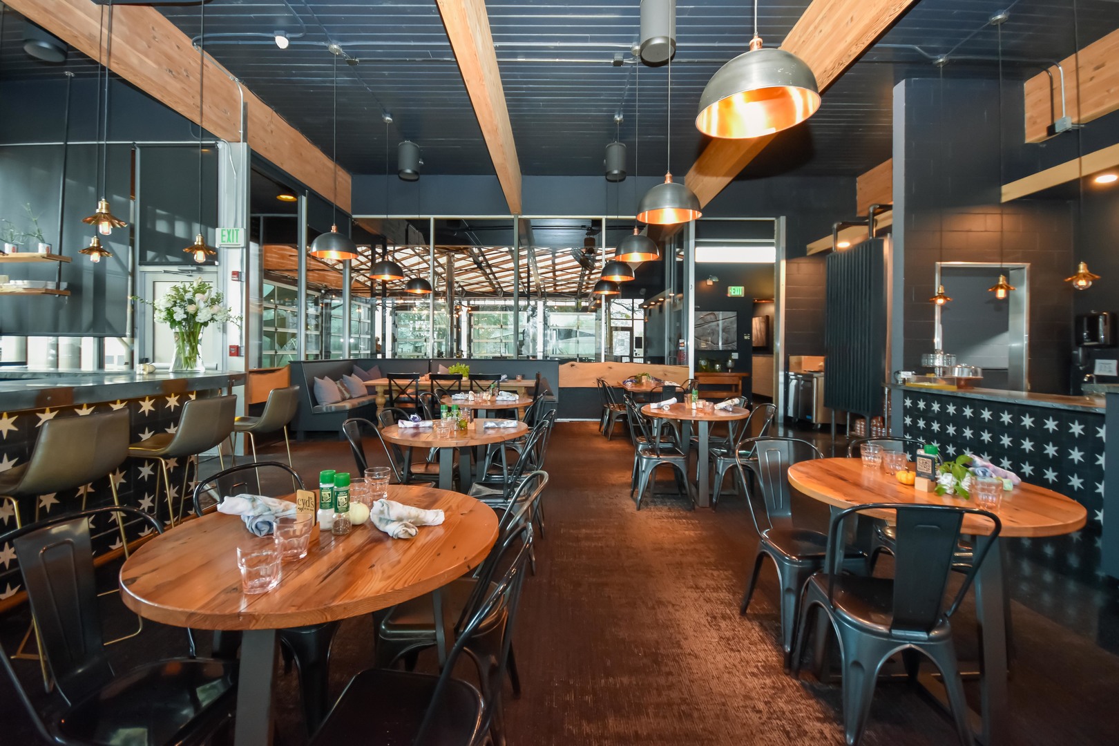 5805 N Knoxville Avenue, Peoria, IL 61614