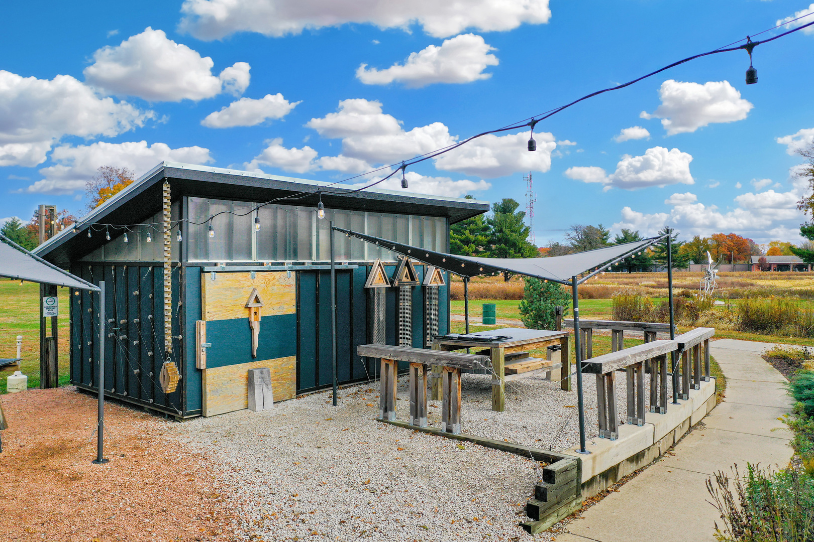 5805 N Knoxville Avenue, Peoria, IL 61614