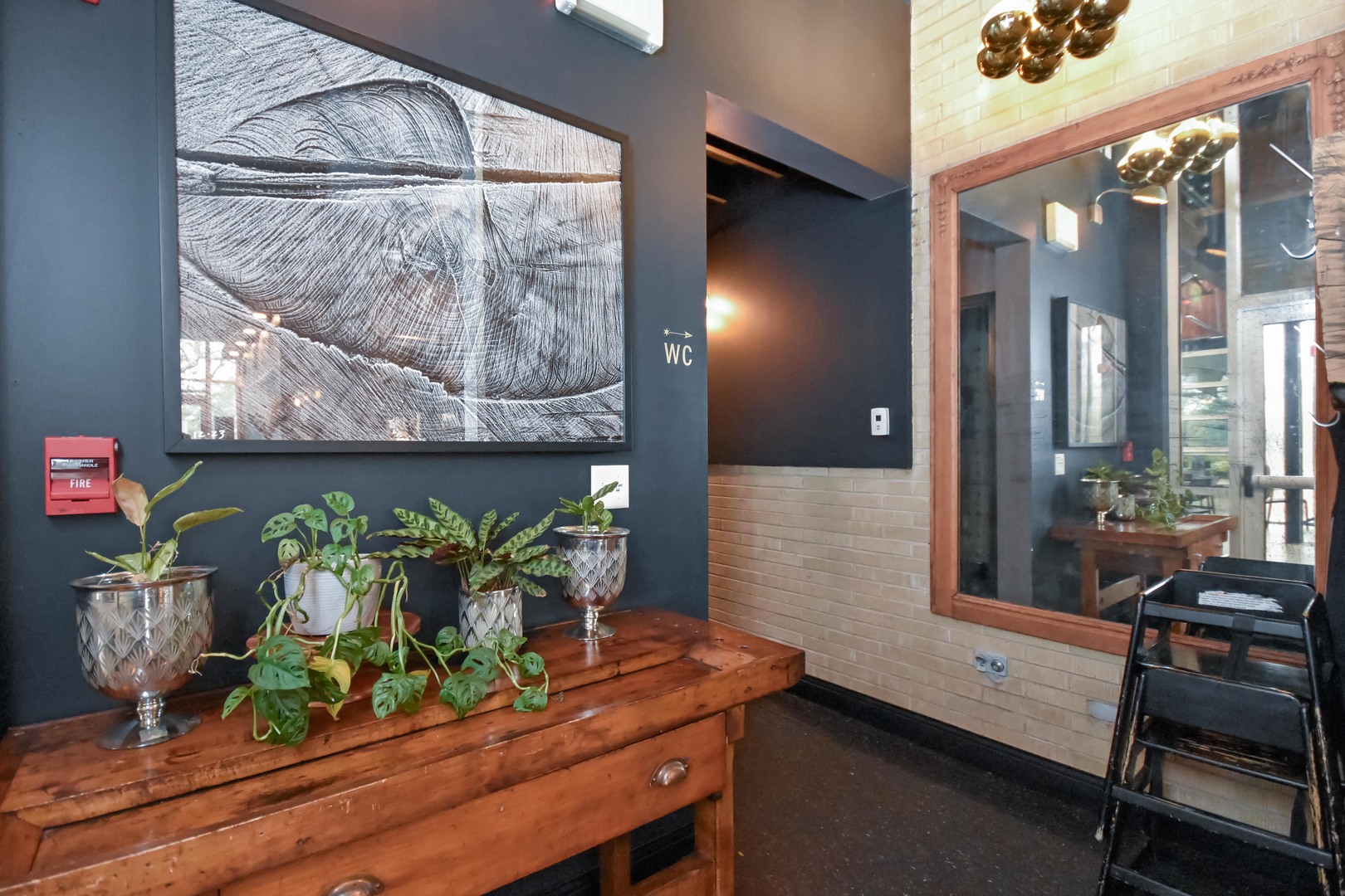 5805 N Knoxville Avenue, Peoria, IL 61614