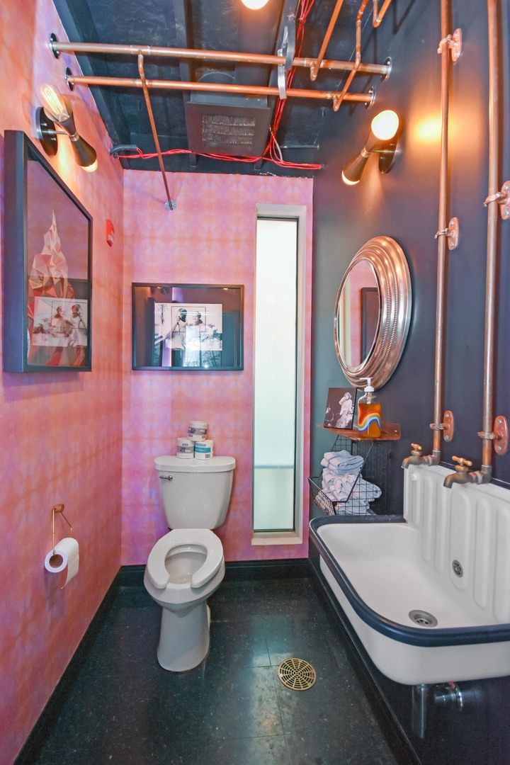 5805 N Knoxville Avenue, Peoria, IL 61614