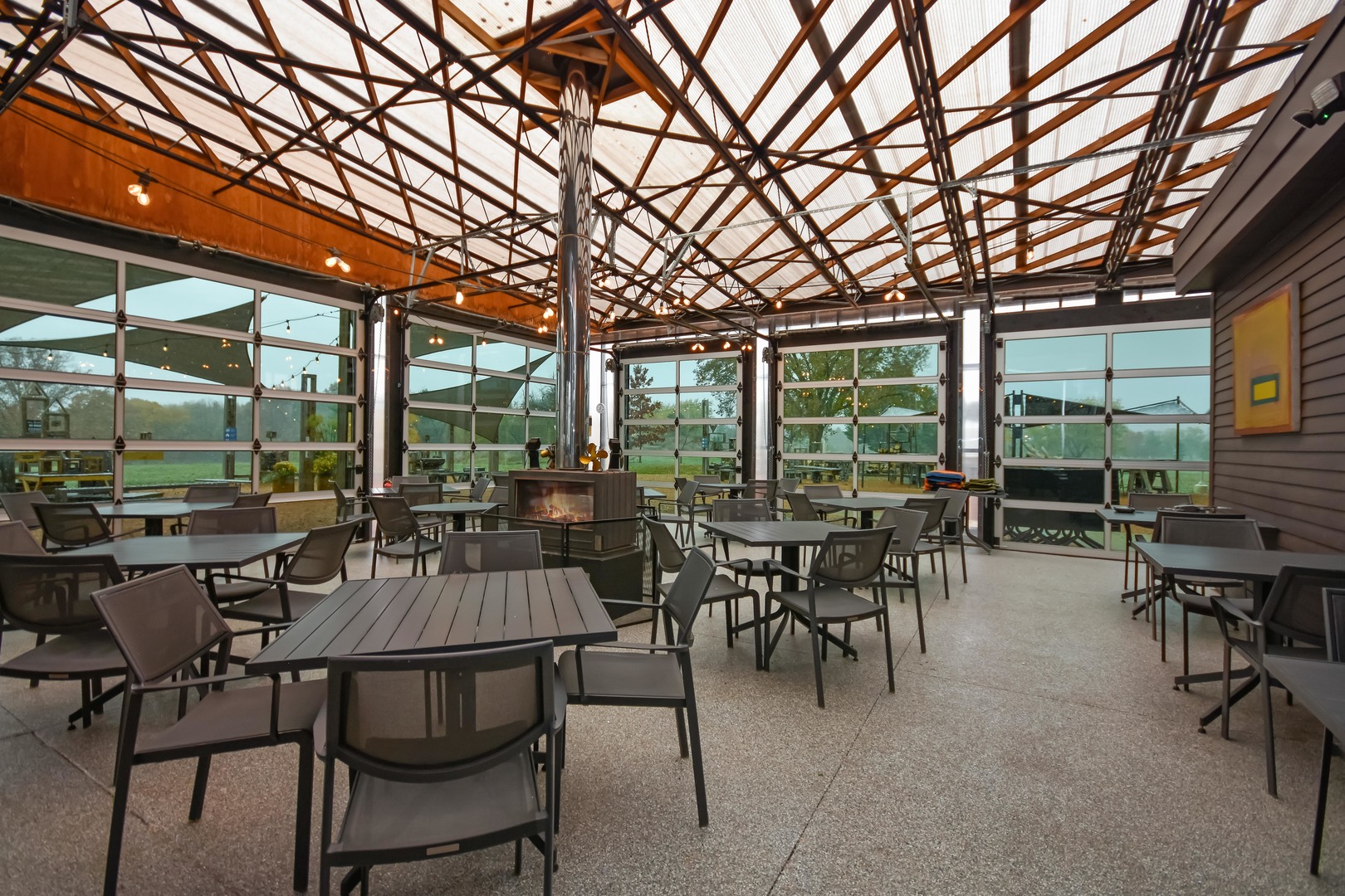 5805 N Knoxville Avenue, Peoria, IL 61614