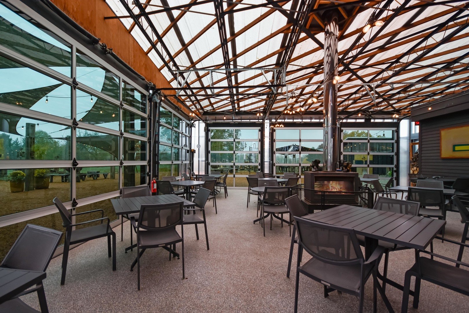 5805 N Knoxville Avenue, Peoria, IL 61614