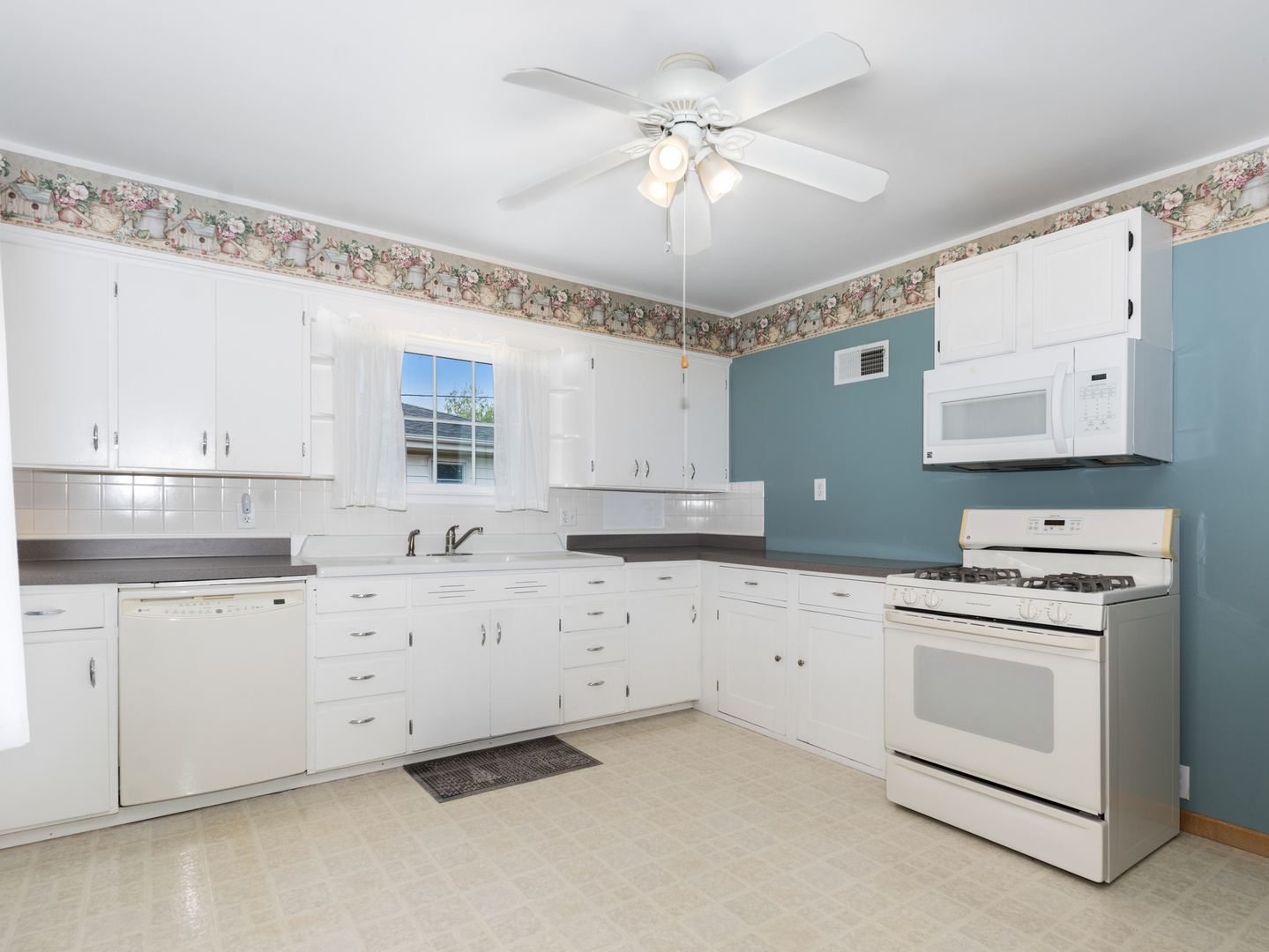 1514 Hosmer Street, Joliet, IL 60435