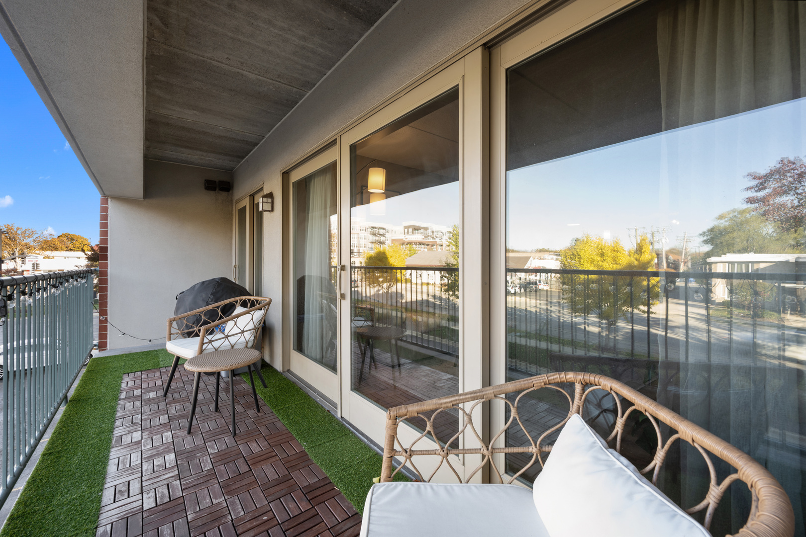 1111 Burlington Avenue #207, Lisle, IL 60532