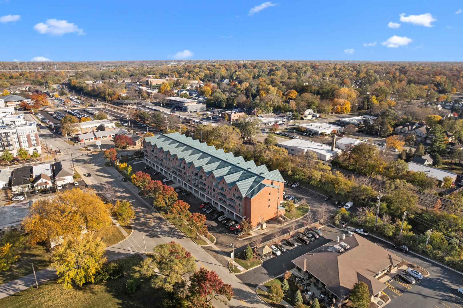 1111 Burlington Avenue #207, Lisle, IL 60532