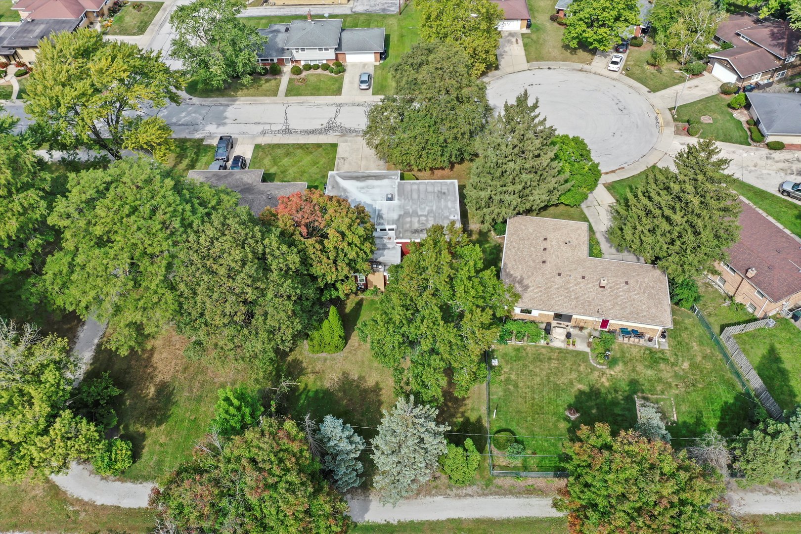 943 E 164th Court, South Holland, IL 60473