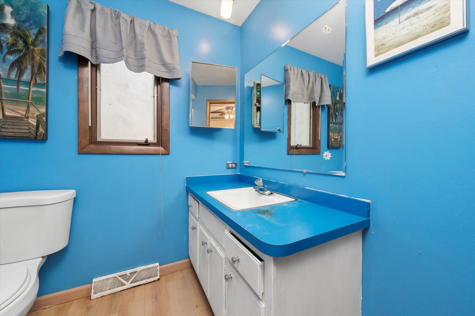 943 E 164th Court, South Holland, IL 60473