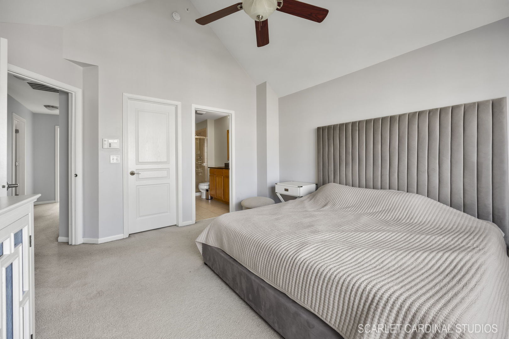 Des Plaines, IL 60016