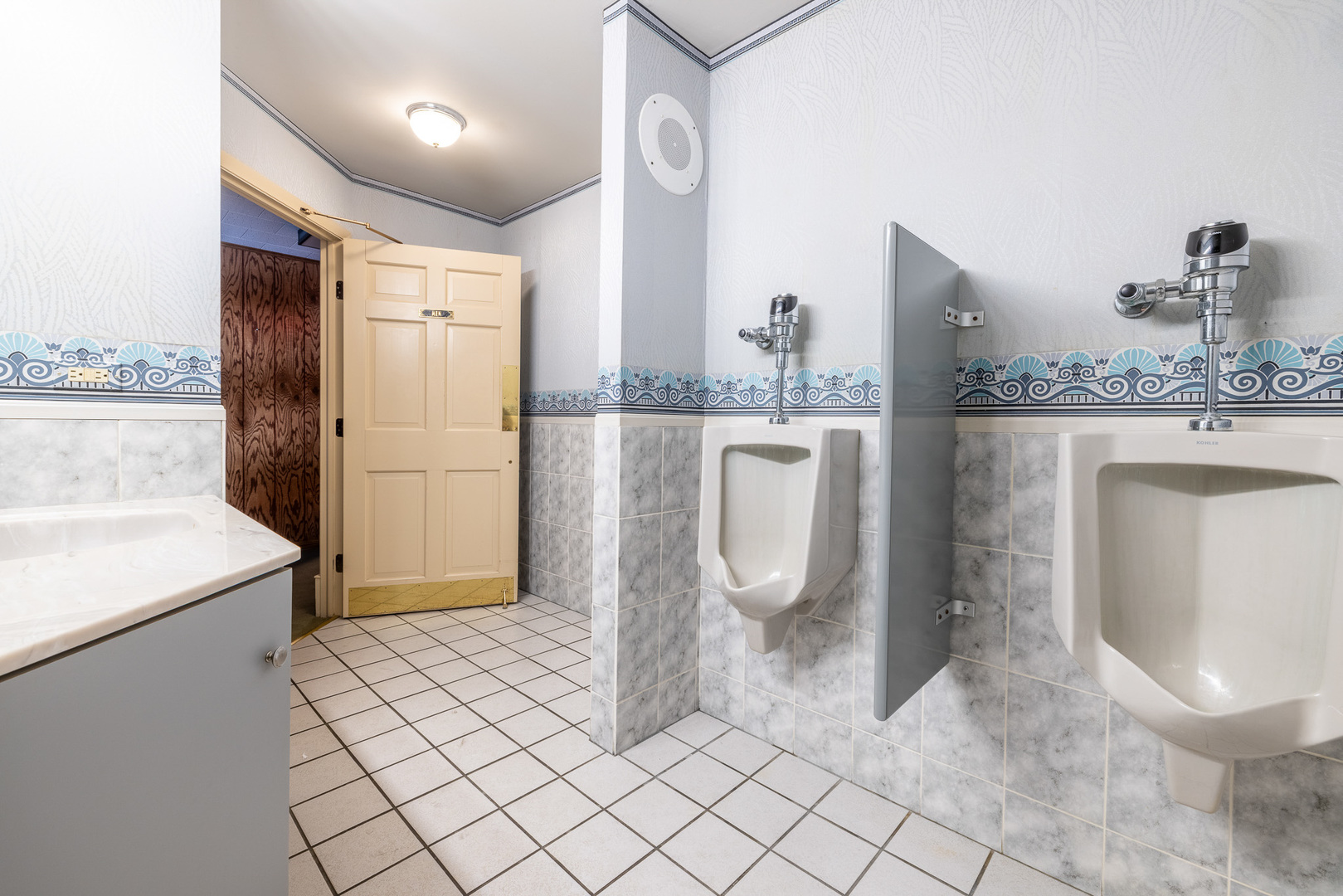 12 N Pistakee Lake Road, Fox Lake, IL 60020