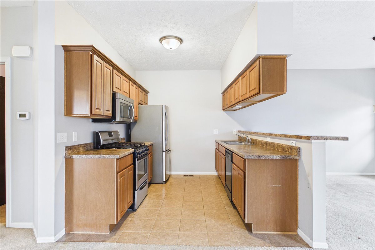 607 Clayton Circle #607, Sycamore, IL 60178