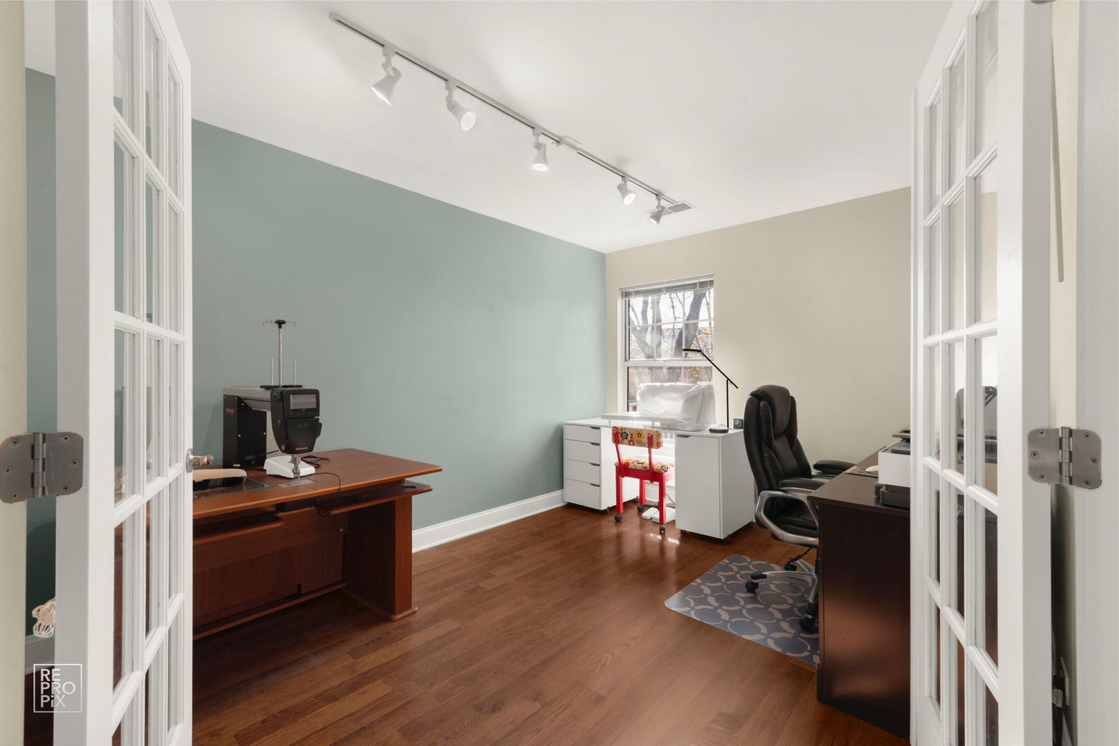 2810 Belle Lane, Schaumburg, IL 60193