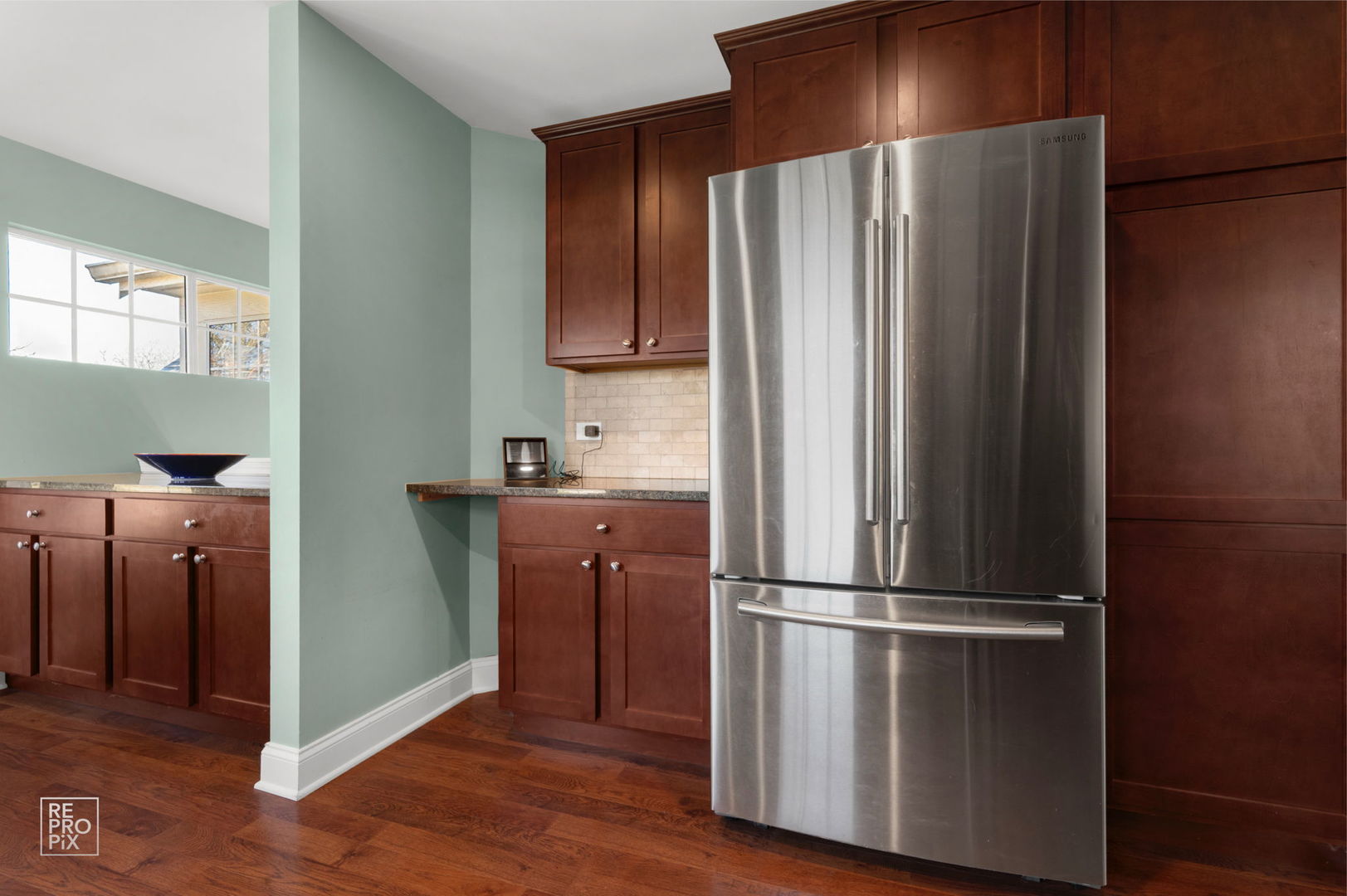 2810 Belle Lane, Schaumburg, IL 60193