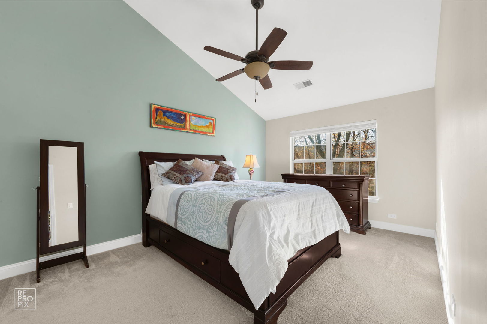 2810 Belle Lane, Schaumburg, IL 60193