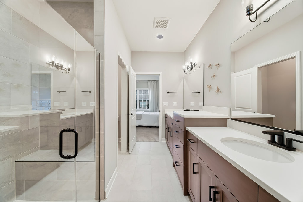 1409 Notting Hill Drive, Lemont, IL 60439