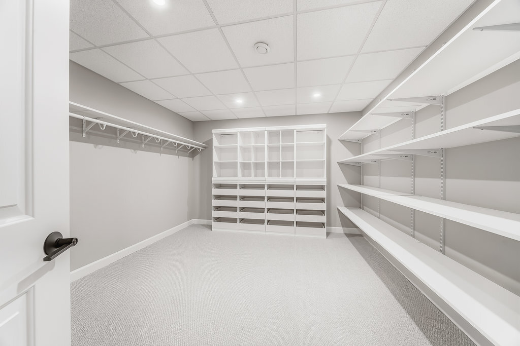 1409 Notting Hill Drive, Lemont, IL 60439